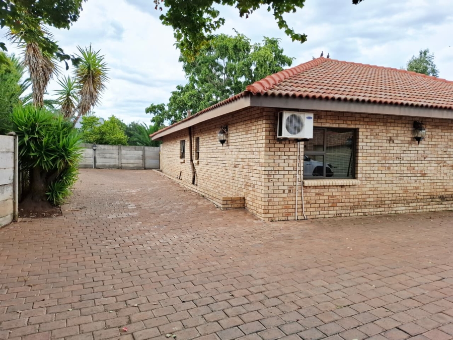 To Let 3 Bedroom Property for Rent in Universitas Free State